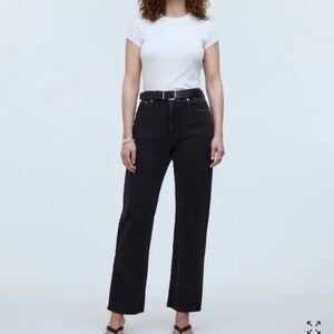 The Curvy '90s Straight Jean in Belmere Wash